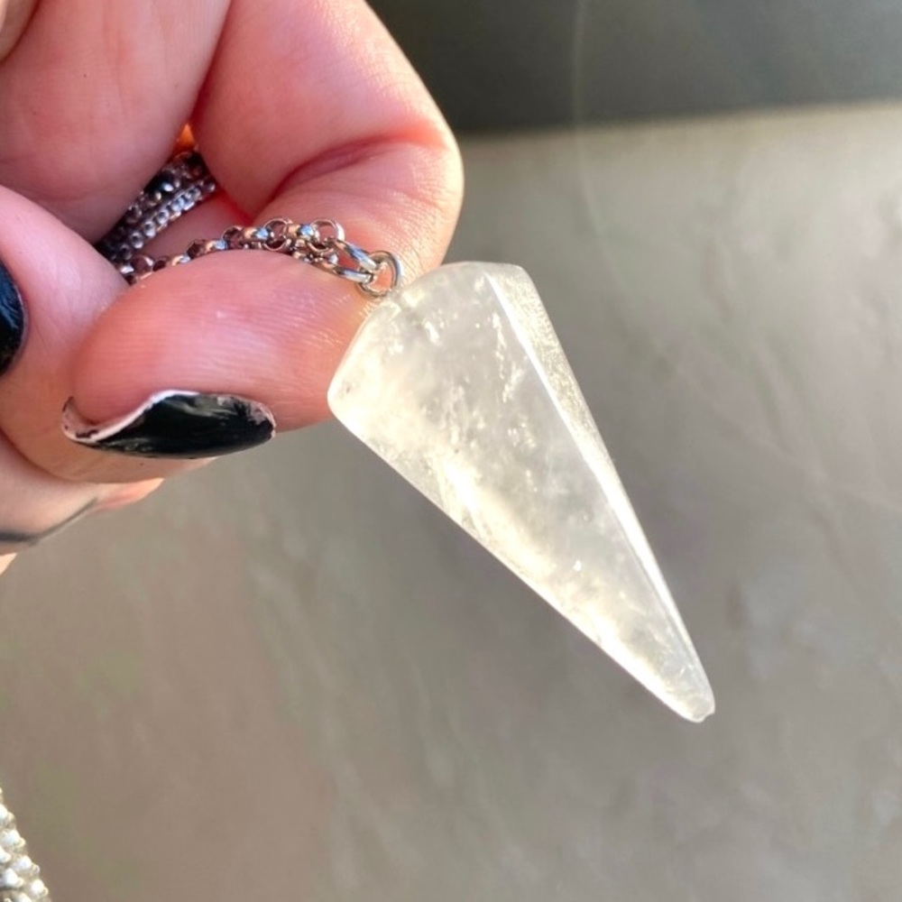 Crystal quartz necklace . Lariat Y shape crystal quartz pendulum choker boho gem - Picture 2 of 13